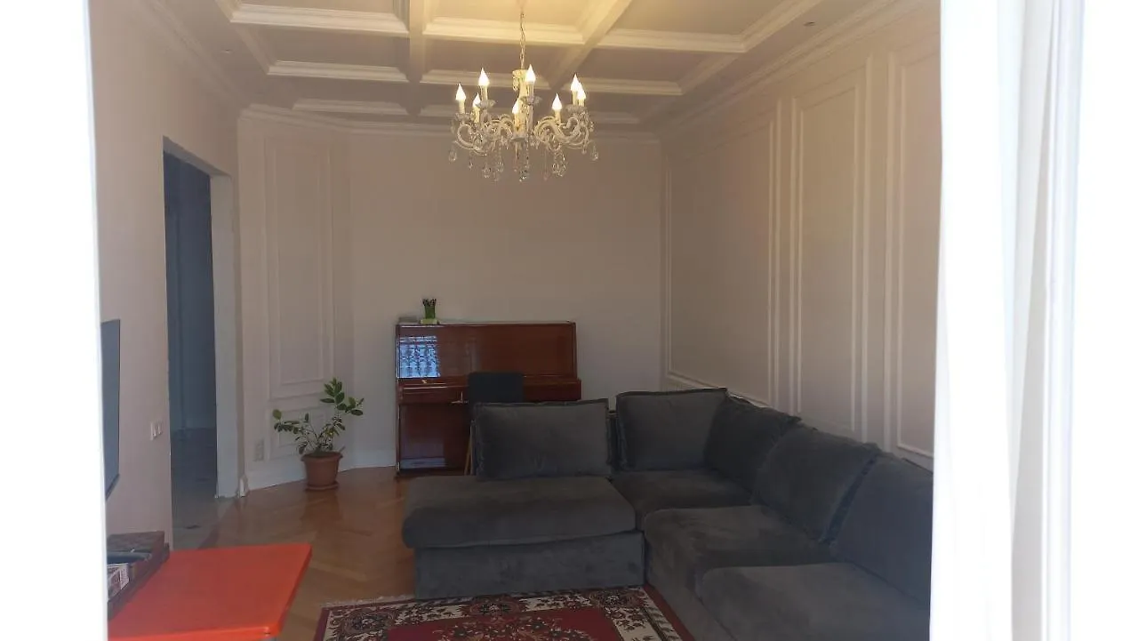 Old Batumi Mare Apartamento