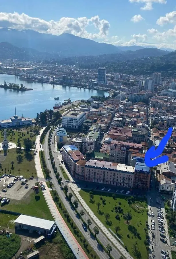 Old Batumi Mare Apartamento