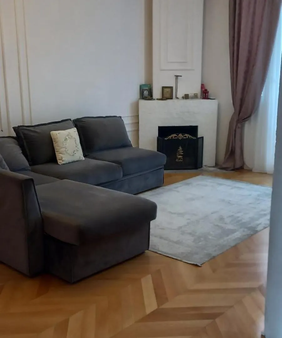 Old Batumi Mare Apartamento 0*,